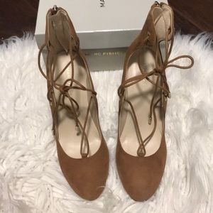 BNIB Marc Fisher Stevee Suede Pumps